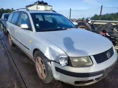 Sloopvoertuig volkswagen passat variant (3b5) 1.9 tdi van het jaar 1999 aangedreven ajm