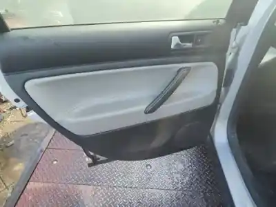 Sloopvoertuig volkswagen passat variant (3b5) 1.9 tdi van het jaar 1999 aangedreven ajm