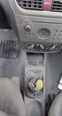 Здавання транспортного засобу opel corsa c (x01) 1.2 (f08, f68) року 2002 потужний z 12 xe