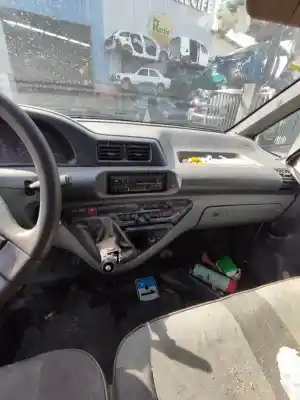 Scrapping Vehicle citroen jumpy (u6u_) 2.0 hdi 95 of the year 2003 powered 