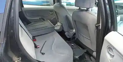 Veículo de Sucata citroen c3 i (fc_, fn_) 1.1 i do ano 2002 alimentado 