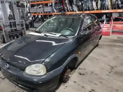 Veicolo di demolizione opel corsa b (s93) 1.5 td (f08. f68. m68) dell'anno 1997 alimentato  Veicolo di demolizione opel corsa b (s93) 1.5 td (f08. f68. m68) dell'anno 1997 alimentato