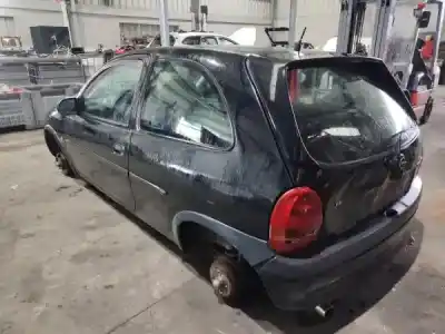 Veicolo di demolizione opel corsa b (s93) 1.5 td (f08. f68. m68) dell'anno 1997 alimentato  Veicolo di demolizione opel corsa b (s93) 1.5 td (f08. f68. m68) dell'anno 1997 alimentato