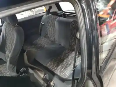 Veicolo di demolizione opel corsa b (s93) 1.5 td (f08. f68. m68) dell'anno 1997 alimentato  Veicolo di demolizione opel corsa b (s93) 1.5 td (f08. f68. m68) dell'anno 1997 alimentato