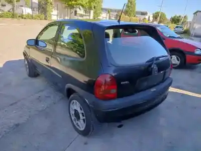 Veicolo di demolizione opel corsa b (s93) 1.5 td (f08. f68. m68) dell'anno 2000 alimentato x 15 td