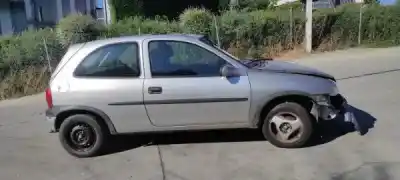 Veicolo di demolizione opel corsa b (s93) 1.5 td (f08. f68. m68) dell'anno 1999 alimentato  Veicolo di demolizione opel corsa b (s93) 1.5 td (f08. f68. m68) dell'anno 1999 alimentato