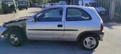 Veicolo di demolizione opel corsa b (s93) 1.5 td (f08. f68. m68) dell'anno 1999 alimentato  Veicolo di demolizione opel corsa b (s93) 1.5 td (f08. f68. m68) dell'anno 1999 alimentato