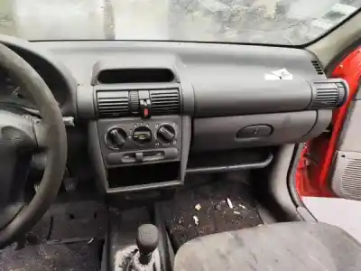 Здавання транспортного засобу opel corsa b (s93) 1.2 i (f08 f68 m68) року 1995 потужний 