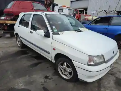 Veicolo di demolizione renault clio i (b/c57_, 5/357_) 1.2 (b/c/s57a b/c57s 5/357f 5/357j 5/357l 5/357r) dell'anno 1994 alimentato  Veicolo di demolizione renault clio i (b/c57_, 5/357_) 1.2 (b/c/s57a b/c57s 5/357f 5/357j 5/357l 5/357r) dell'anno 1994 alimentato