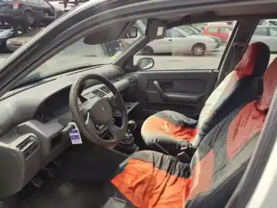 Veicolo di demolizione renault clio i (b/c57_, 5/357_) 1.2 (b/c/s57a b/c57s 5/357f 5/357j 5/357l 5/357r) dell'anno 1994 alimentato  Veicolo di demolizione renault clio i (b/c57_, 5/357_) 1.2 (b/c/s57a b/c57s 5/357f 5/357j 5/357l 5/357r) dell'anno 1994 alimentato