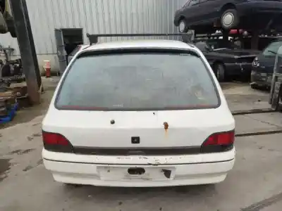 Veicolo di demolizione renault clio i (b/c57_, 5/357_) 1.2 (b/c/s57a b/c57s 5/357f 5/357j 5/357l 5/357r) dell'anno 1993 alimentato  Veicolo di demolizione renault clio i (b/c57_, 5/357_) 1.2 (b/c/s57a b/c57s 5/357f 5/357j 5/357l 5/357r) dell'anno 1993 alimentato