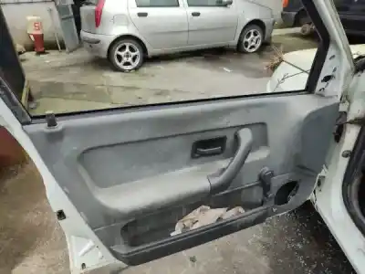 Veicolo di demolizione renault clio i (b/c57_, 5/357_) 1.2 (b/c/s57a b/c57s 5/357f 5/357j 5/357l 5/357r) dell'anno 1993 alimentato  Veicolo di demolizione renault clio i (b/c57_, 5/357_) 1.2 (b/c/s57a b/c57s 5/357f 5/357j 5/357l 5/357r) dell'anno 1993 alimentato