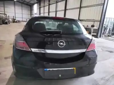 Veículo de Sucata opel astra h gtc (a04) 1.7 cdti (l08) do ano 2022 alimentado z 17 dth