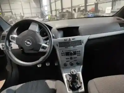 Veículo de Sucata opel astra h gtc (a04) 1.7 cdti (l08) do ano 2022 alimentado z 17 dth