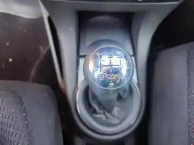 Здавання транспортного засобу citroen c4 i (lc_) 1.4 16v року 2005 потужний kfu (et3j4)