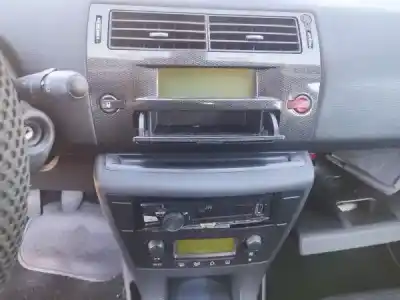 Здавання транспортного засобу citroen c4 i (lc_) 1.4 16v року 2005 потужний kfu (et3j4)