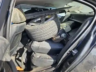 Sloopvoertuig bmw 3 (e90) 318 d van het jaar 2011 aangedreven n47 d20 a