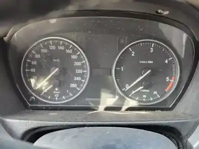 Sloopvoertuig bmw 3 (e90) 318 d van het jaar 2011 aangedreven n47 d20 a