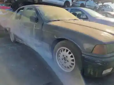 Scrapping Vehicle bmw 3 (e36) 325 i of the year 1998 powered m50 b25 (256s2)