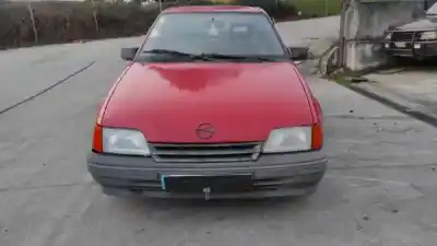 Veículo de Sucata opel kadett e (t85) 1.3 s (c19. d19) do ano 1988 alimentado 13 s