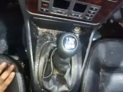 Veículo de Sucata audi a4 b5 avant (8d5) 1.6 do ano 1995 alimentado 0