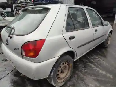 Здавання транспортного засобу ford fiesta iv (ja_, jb_) 1.25 i 16v gasolina 1998 5p року 2002 потужний 