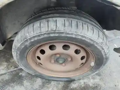 Здавання транспортного засобу ford fiesta iv (ja_, jb_) 1.25 i 16v gasolina 1998 5p року 2002 потужний 