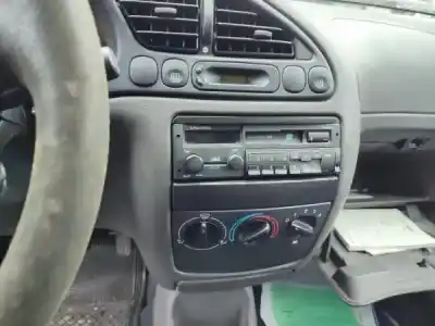 Здавання транспортного засобу ford fiesta iv (ja_, jb_) 1.25 i 16v gasolina 1998 5p року 2002 потужний 