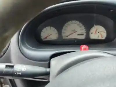 Здавання транспортного засобу ford fiesta iv (ja_, jb_) 1.25 i 16v gasolina 1998 5p року 2002 потужний 