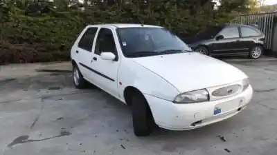 Veículo de Sucata ford fiesta iv (ja_, jb_) 1.25 i 16v gasolina 1998 5p do ano 1998 alimentado 