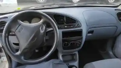 Veículo de Sucata ford fiesta iv (ja_, jb_) 1.25 i 16v gasolina 1998 5p do ano 1998 alimentado 