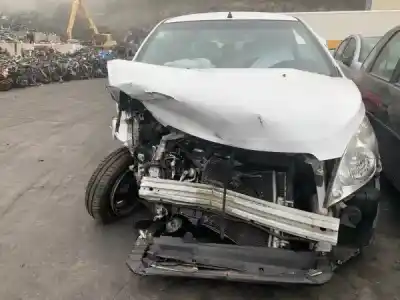 Véhicule à la ferraille CHEVROLET SPARK (M300) 1.0 de l'année 2011 alimenté B10D1