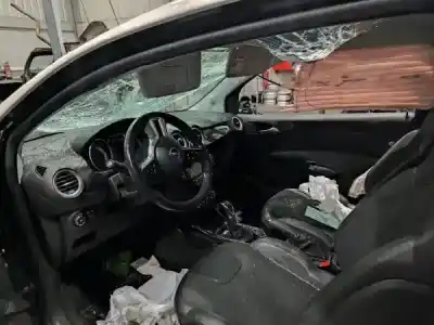 Veículo de Sucata opel adam (m13) 1.4 do ano 2017 alimentado 