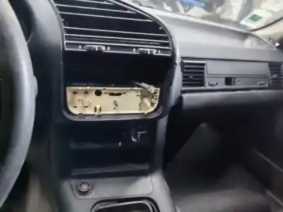 Veículo de Sucata bmw 3 (e36) 316 i do ano 2008 alimentado m43 b16 (164e2)