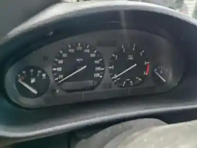 Veículo de Sucata bmw 3 (e36) 316 i do ano 2008 alimentado m43 b16 (164e2)