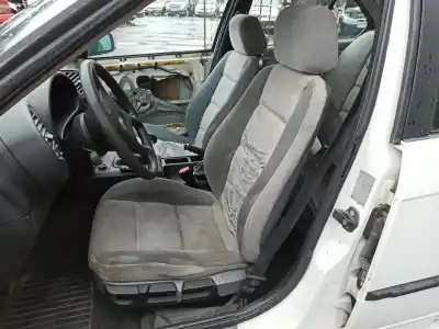 Veículo de Sucata bmw 3 (e36) 316 i do ano 1992 alimentado 