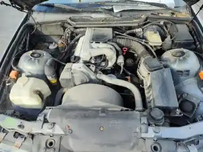 Veicolo di demolizione bmw 3 (e36) 318 i dell'anno 1993 alimentato m40 b18 (184e1)