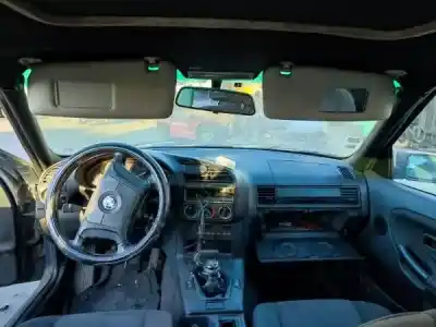 Veículo de Sucata bmw 3 (e36) 318 tds do ano 1997 alimentado m41 d17 (174t1)