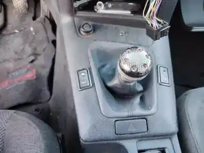 Veículo de Sucata bmw 3 (e36) 318 tds do ano 1997 alimentado m41 d17 (174t1)