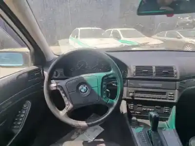 Veículo de Sucata bmw 5 (e39) 520 i do ano 1996 alimentado m52 b20 (206s4)