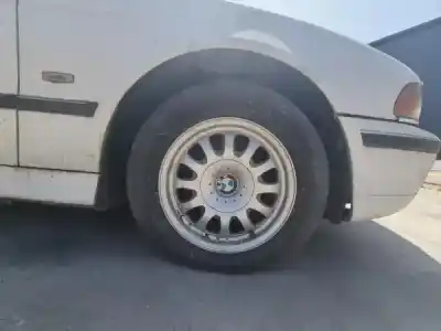 Veículo de Sucata bmw 5 (e39) 520 i do ano 1996 alimentado m52 b20 (206s4)