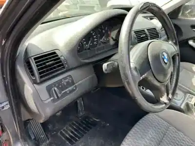 Scrapping Vehicle bmw 3 touring (e46) 320 d of the year 2001 powered m47 d20 (204d1)