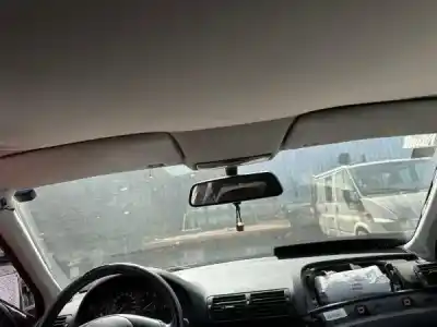 Scrapping Vehicle bmw 3 touring (e46) 320 d of the year 2001 powered m47 d20 (204d1)