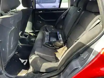 Scrapping Vehicle bmw 3 touring (e46) 320 d of the year 2001 powered m47 d20 (204d1)