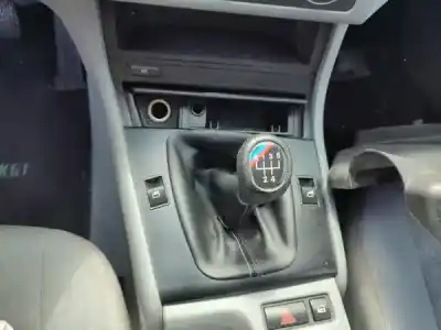 Scrapping Vehicle bmw 3 compact (e46) 316 ti of the year 2001 powered 