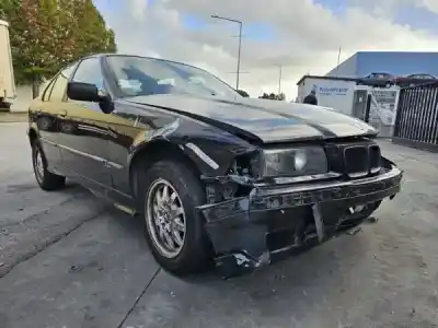 Scrapping Vehicle bmw 3 (e36) 316 i of the year 1996 powered m40 b16 (164e1)