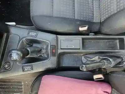 Scrapping Vehicle bmw 3 (e36) 316 i of the year 1996 powered m40 b16 (164e1)