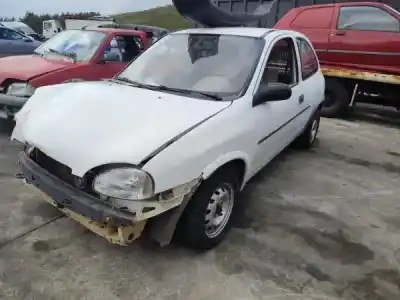 Veicolo di demolizione opel corsa b (s93) 1.5 td (f08. f68. m68) dell'anno 1995 alimentato 15 d Veicolo di demolizione opel corsa b (s93) 1.5 td (f08. f68. m68) dell'anno 1995 alimentato 15 d