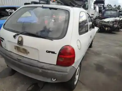 Veicolo di demolizione opel corsa b (s93) 1.5 td (f08. f68. m68) dell'anno 1995 alimentato 15 d Veicolo di demolizione opel corsa b (s93) 1.5 td (f08. f68. m68) dell'anno 1995 alimentato 15 d