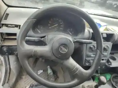 Veicolo di demolizione opel corsa b (s93) 1.5 td (f08. f68. m68) dell'anno 1995 alimentato 15 d Veicolo di demolizione opel corsa b (s93) 1.5 td (f08. f68. m68) dell'anno 1995 alimentato 15 d